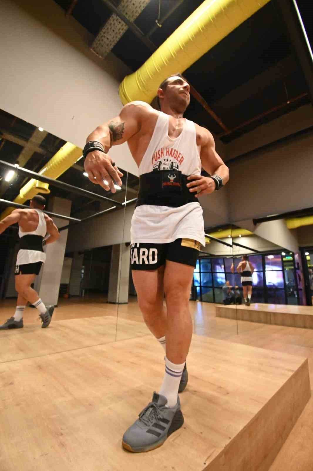 Şampiyonluk için 2 ayda 14 kilo verecek