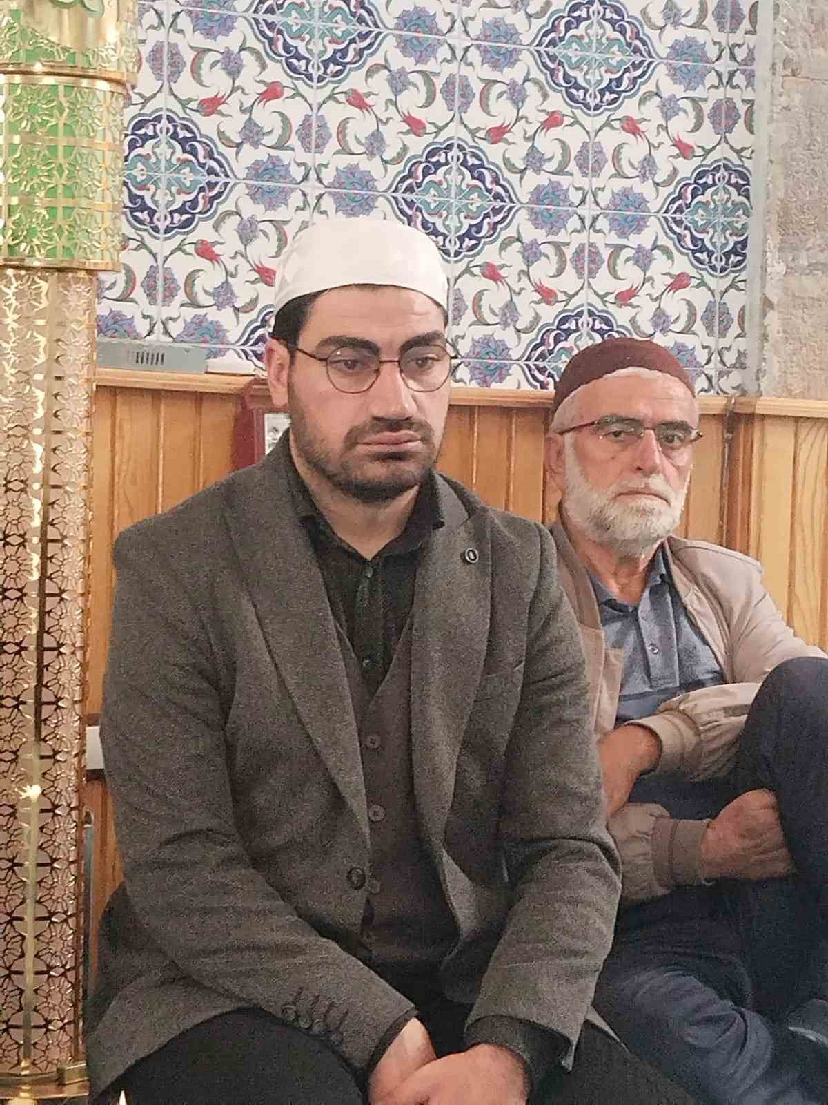 Özdereli Kur’an bülbüllerinden vefalı davranış
