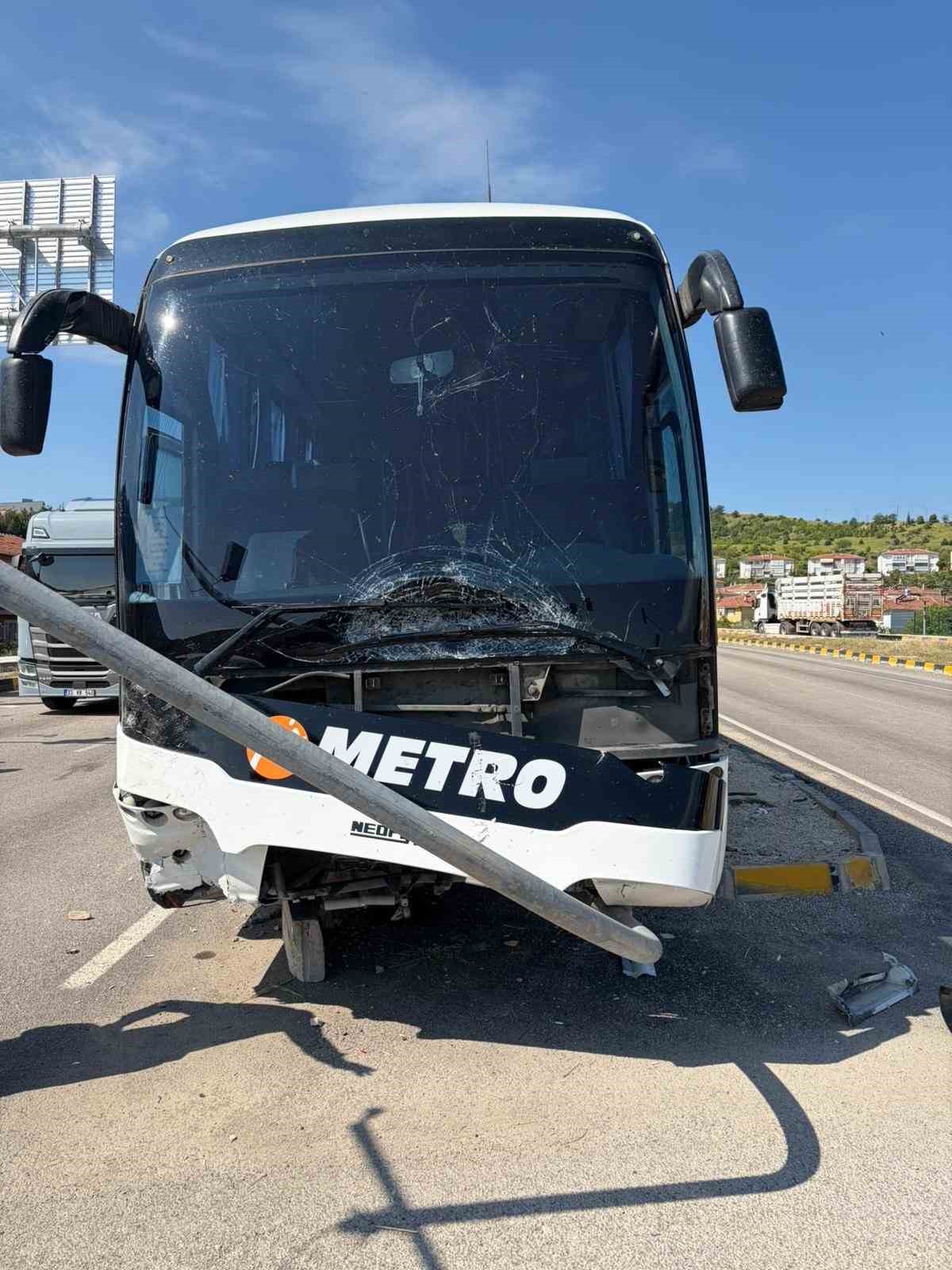Karabük’te zincirleme trafik kazası: 2 yaralı