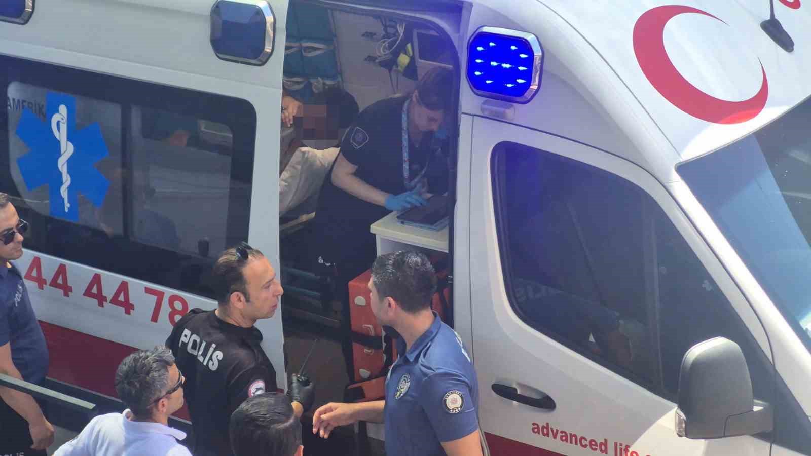 Bodrum’da bıçaklı saldırgan paniği