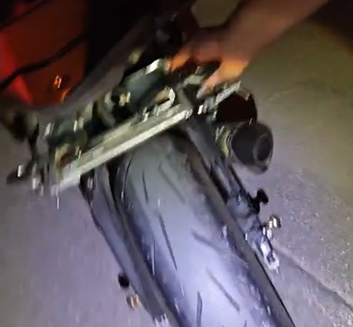 Manisa’da katlanır plakalı motosiklete 156 bin TL ceza