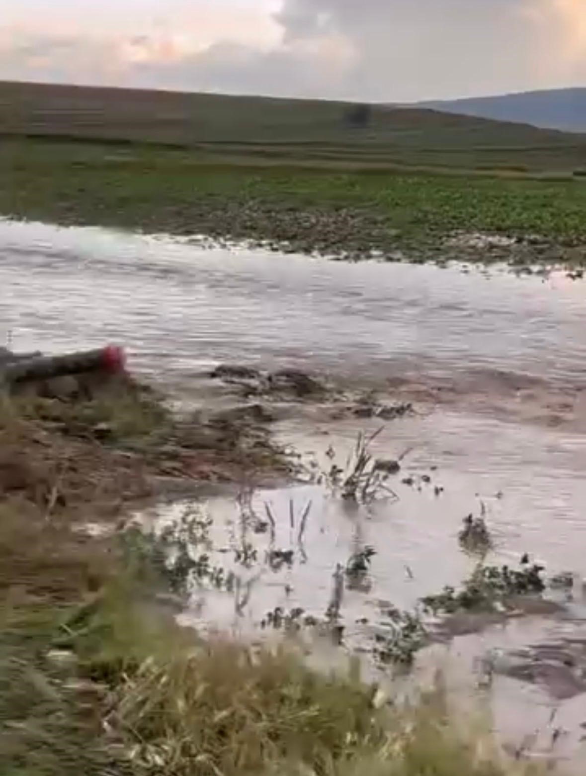 Kayseri’de tarım arazileri sular altında kaldı