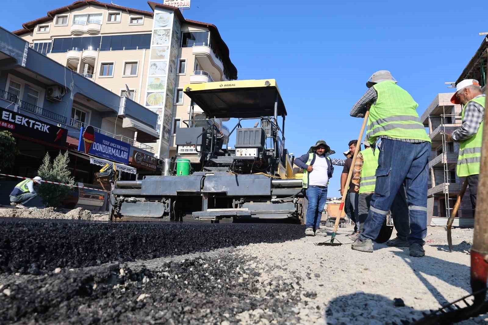 HBB,Arsuz’da yol çalışmalarını sürdürüyor
