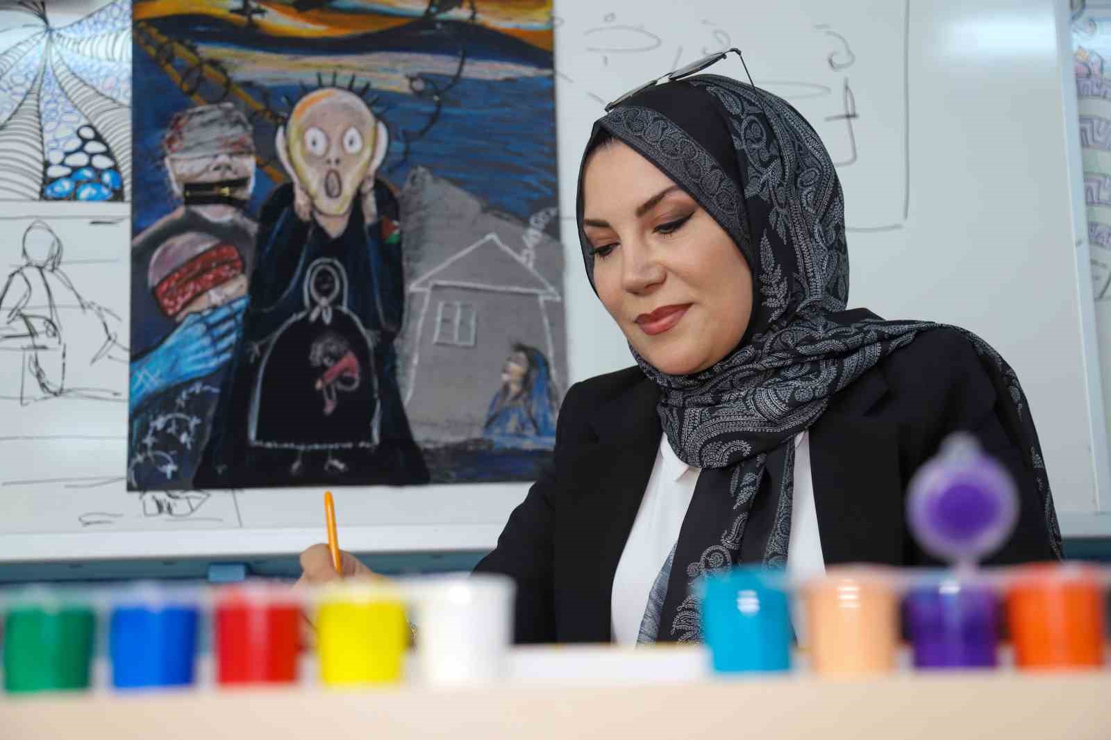 Çöp değil sanat eseri: Öğretmen Hatice Şentürk’ten ilham veren geri dönüşüm projesi