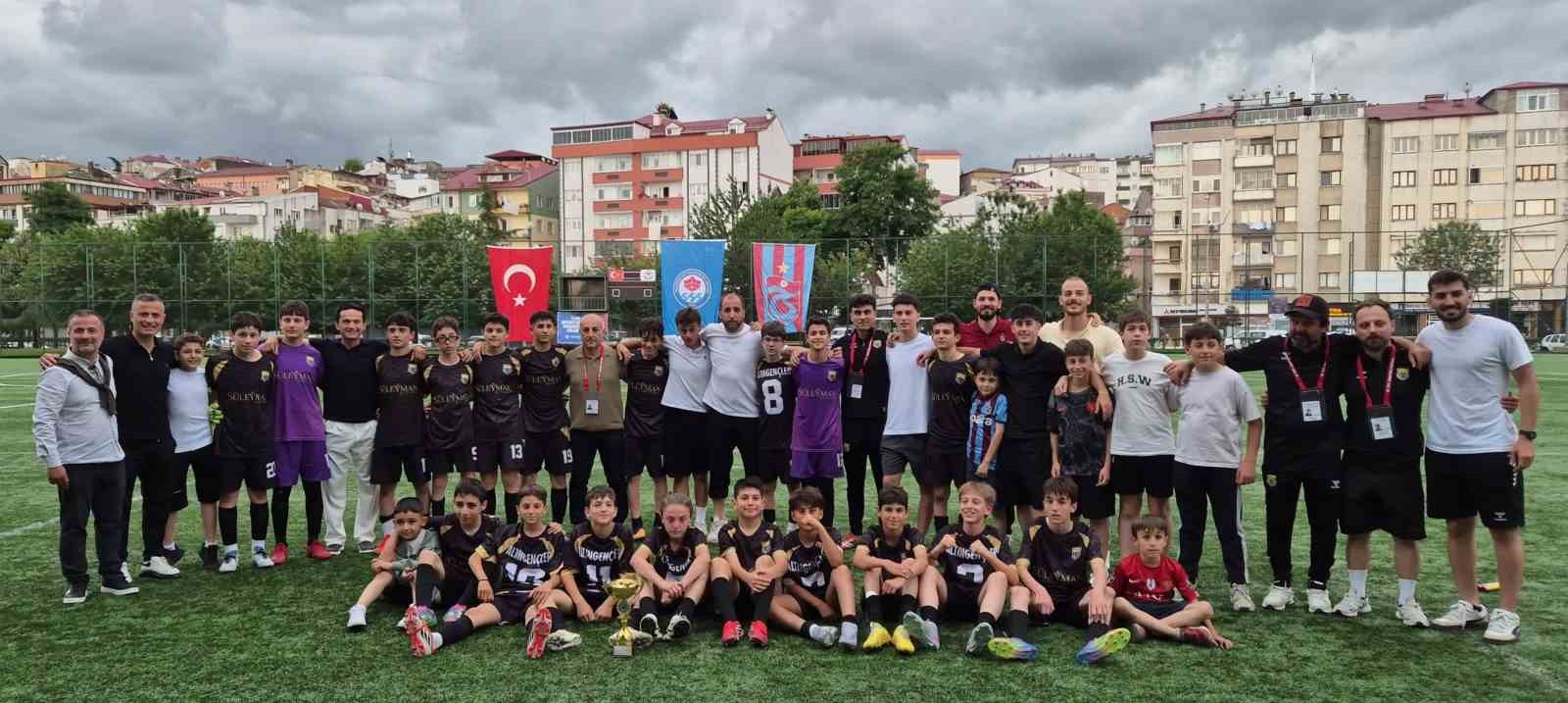 U13 Trabzon Şampiyonu Altın Gençlik oldu