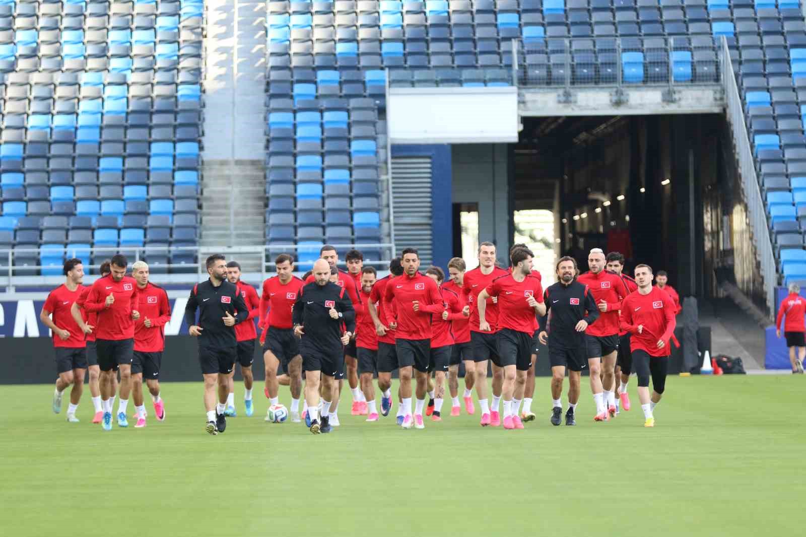 A Milli Futbol Takımı, Los Angeles’taki ilk antrenmanını yaptı