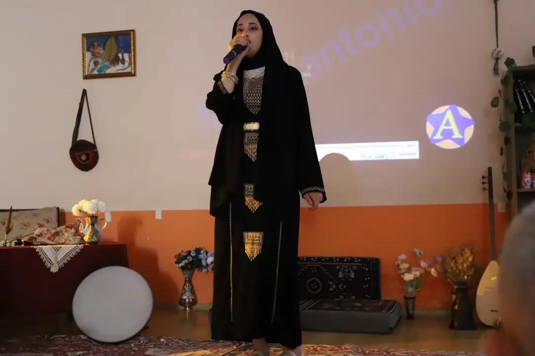 Bayburt’ta öğrenciler farklı kültürleri sahneye taşıdı