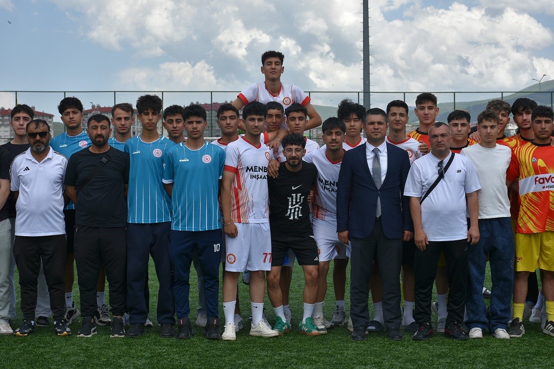 Sokaklar bizim futbol turnuvası başladı