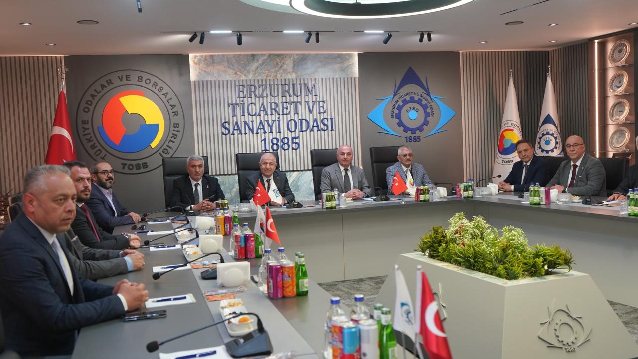 Prof. Dr. Ümit Özdağ’dan ETSO’ya Ziyaret