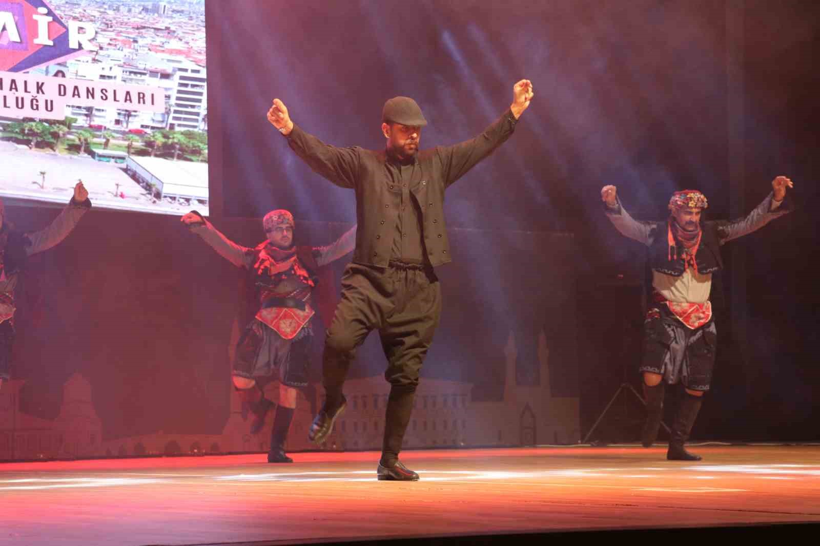 Sivas ve Mersin işbirliğinde folklorlar harmanlandı