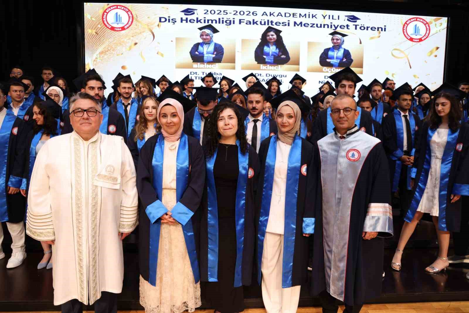 BEUN Diş Hekimliği Fakültesinde gurur günü: 106 genç diş hekimi geleceğe uğurlandı