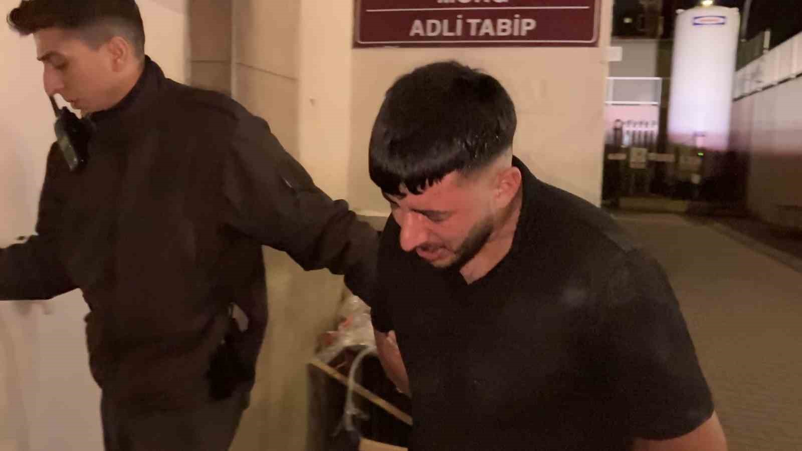 Kayseri’de 1 kişinin öldüğü, 2 kişinin de yaralandığı bıçaklı kavganın görüntüleri ortaya çıktı