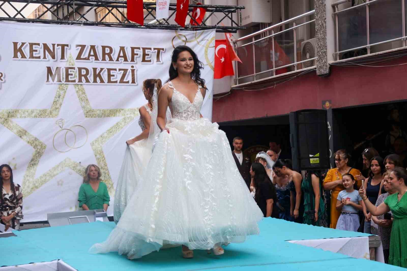 Efeler Belediyesi Kent Zarafet Merkezi hizmete açıldı