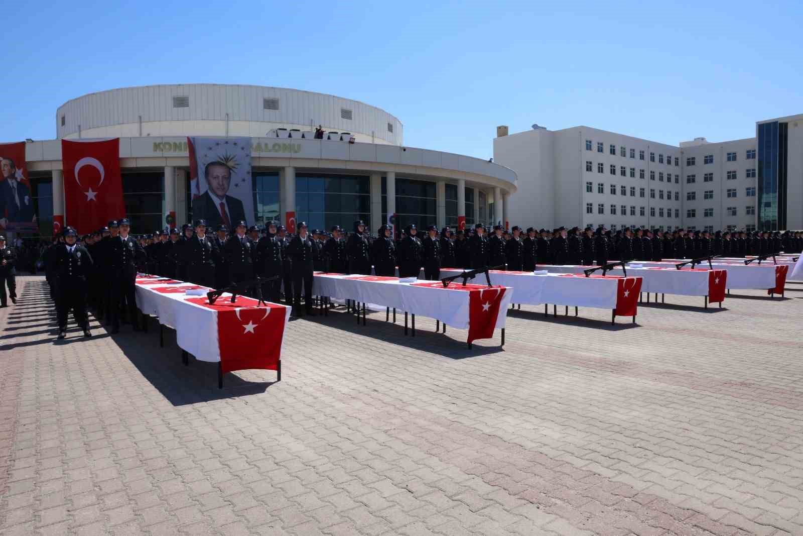 Akyurt Polis Meslek Yüksekokulu’nda mezuniyet coşkusu