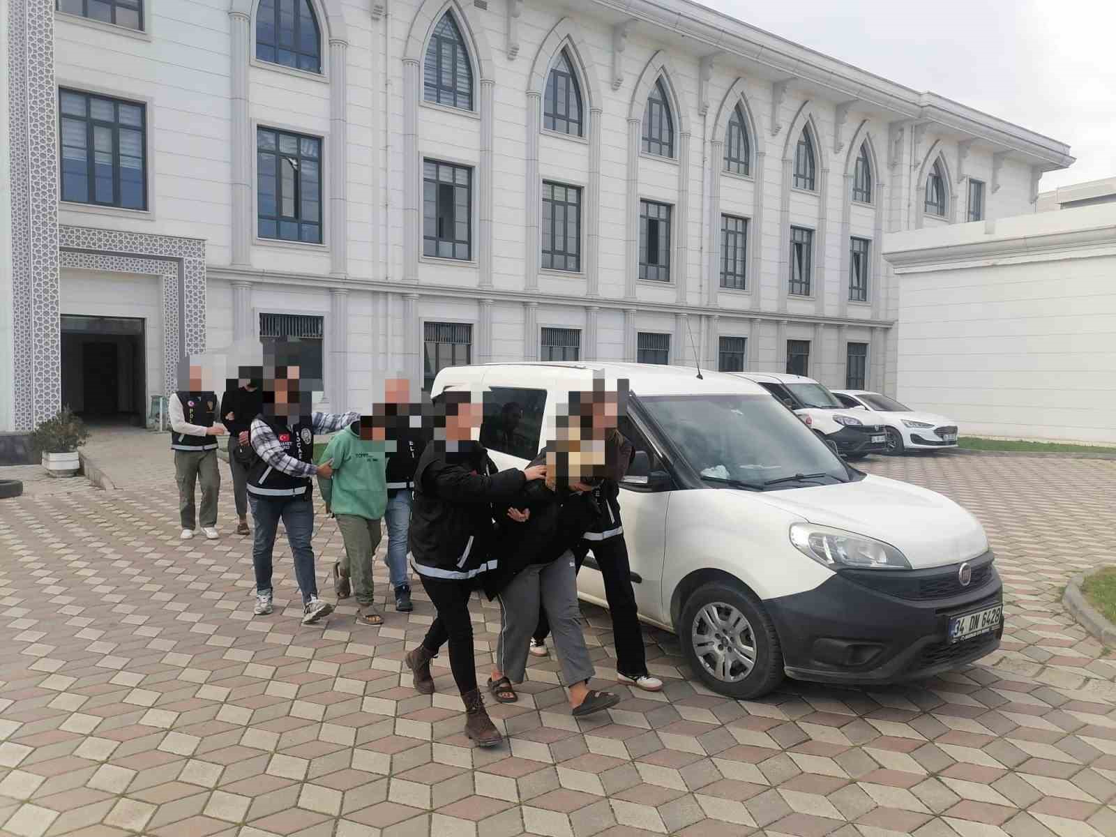 Çamaşırhanede 1 kişinin hayatını kaybettiği kavgayla ilgili ilk duruşma yapıldı: 1 sanık tahliye edildi