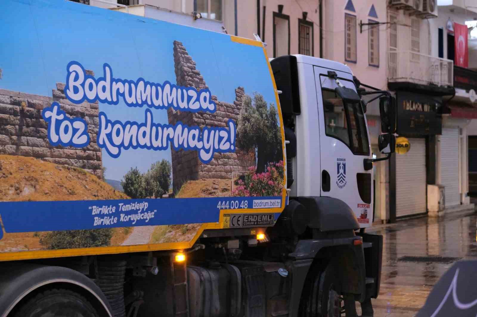 Bodrum Çarşı Mahallesi’nde kapsamlı temizlik