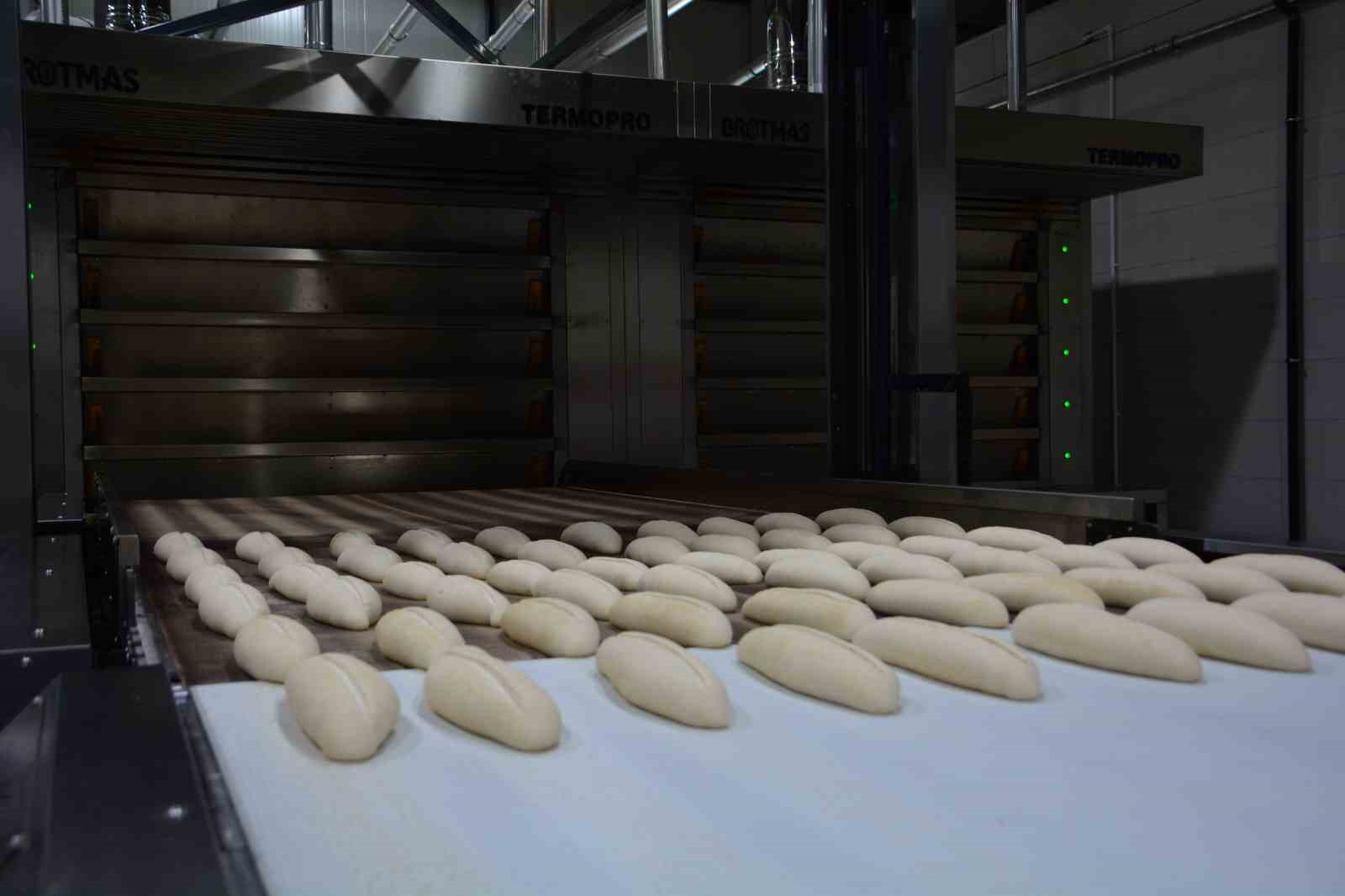 Sungurlu Belediyesi Halk Ekmek Fabrikası törenle açıldı: Günde 10 bin ekmek üretiliyor