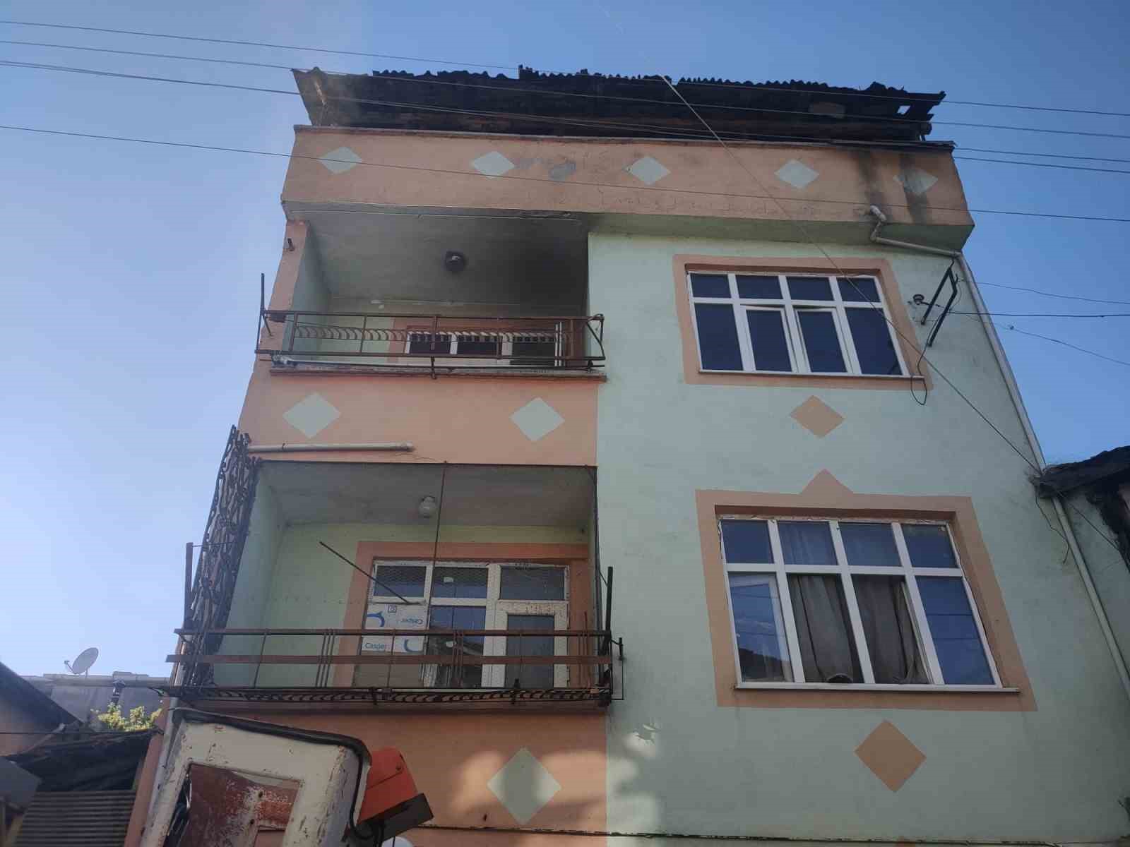 Samsun Vezirköprü’de ev yangını: 1 ağır yaralı