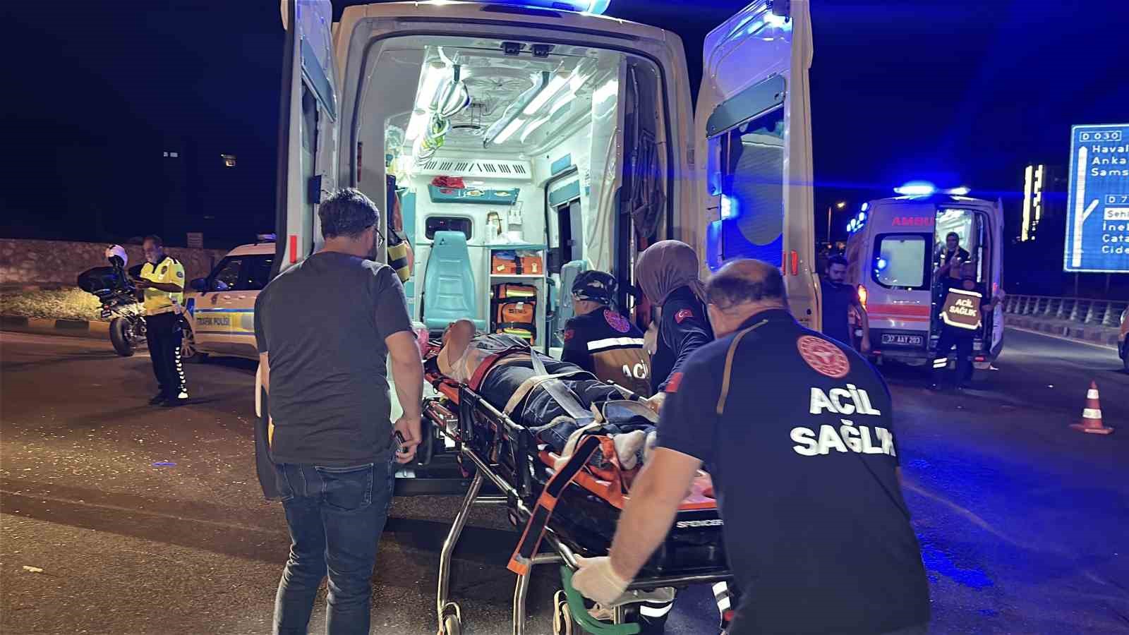 Kastamonu’da iki otomobil çarpıştı: 4 yaralı