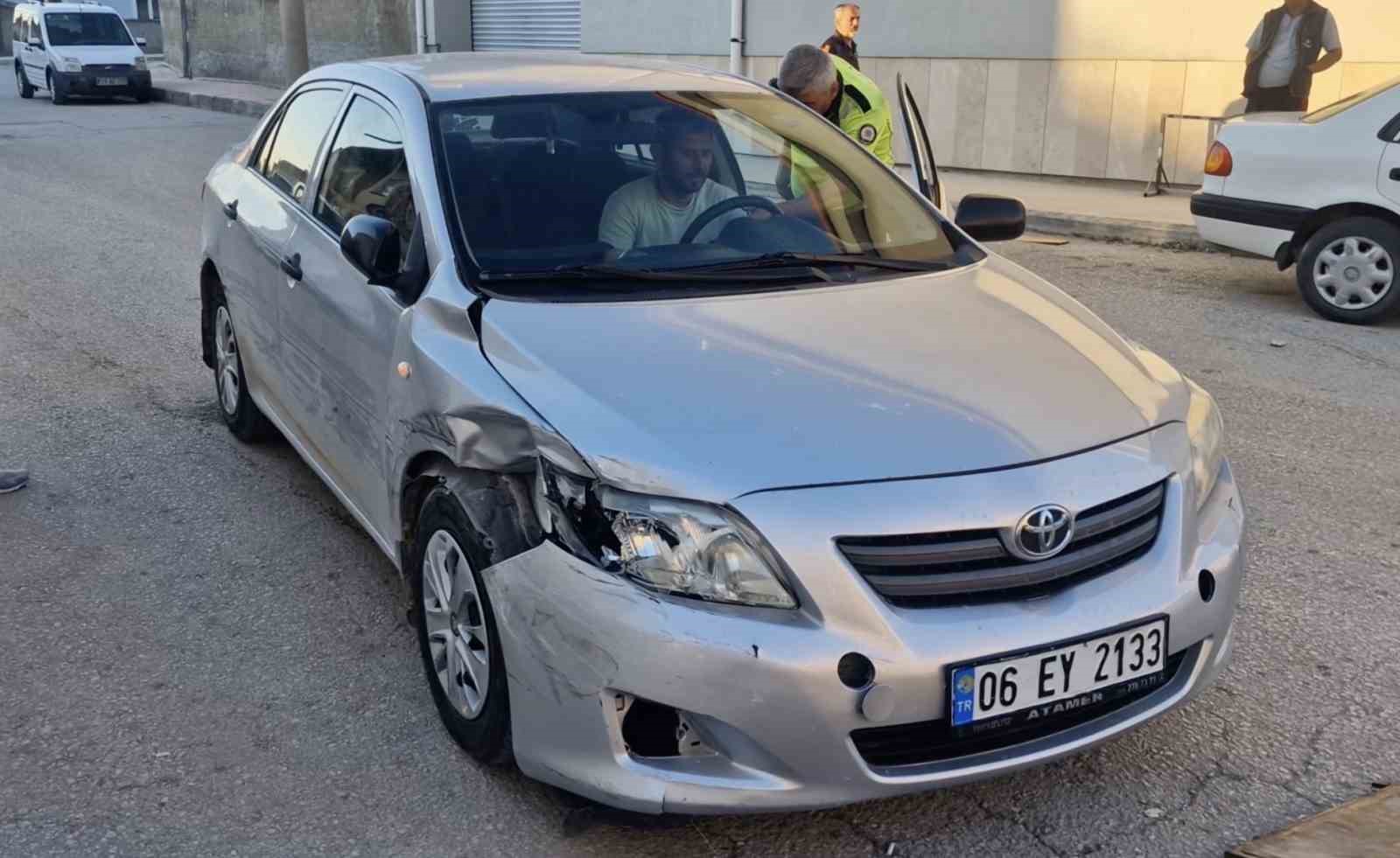 Çorum’da alkollü sürücü park halindeki 4 araca çarptı: 175 bin lira ceza yedi