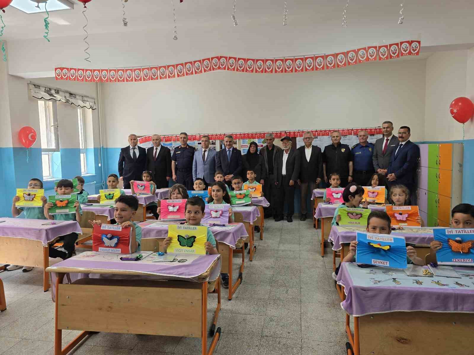 Karne gününde anlamlı açılış: Şehit Adem Cankurtaran’ın hatıraları isminin verildiği okulda sergilenecek