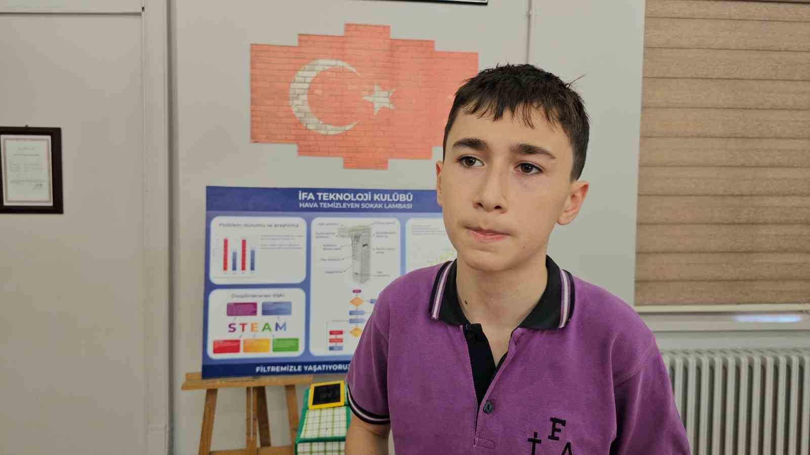 Ortaokul öğrencilerinden nefes aldıran proje; hava kirliliğine çözüm sokak lambası