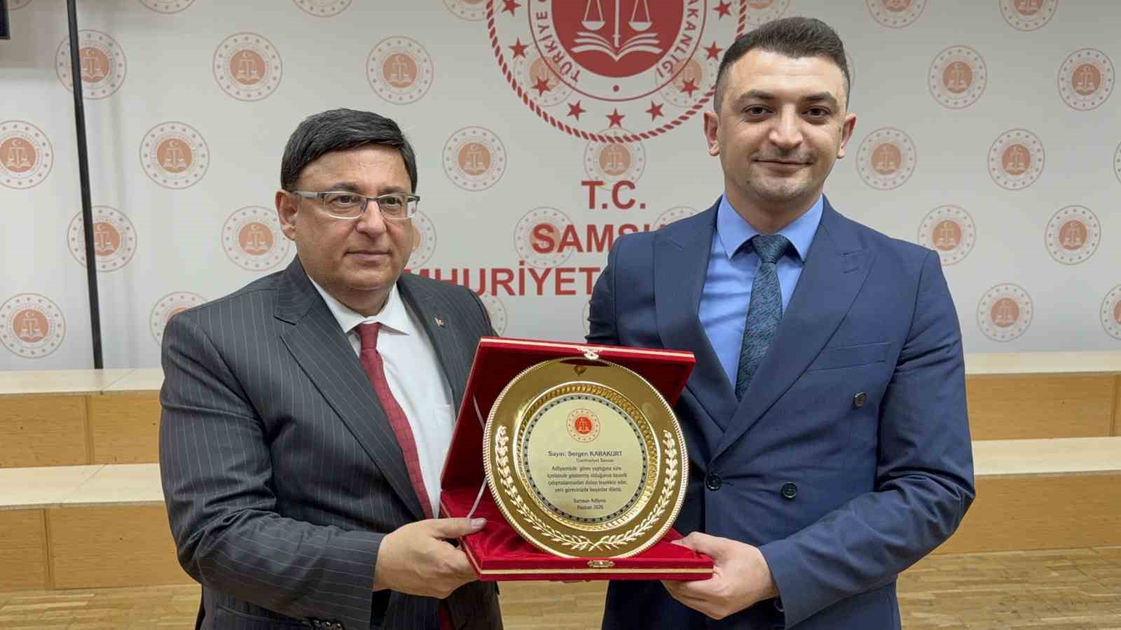 Başsavcı Kılıç ve adliyeden ayrılan yargı mensuplarına veda töreni
