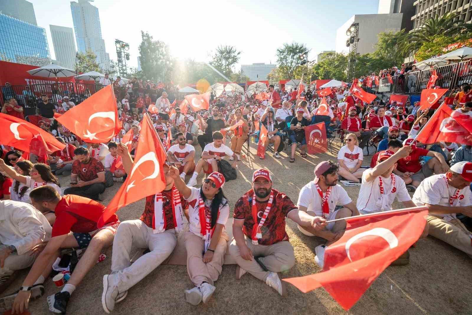 Los Angeles’ta Türkiye rüzgarı zafer coşkusuyla taçlandı