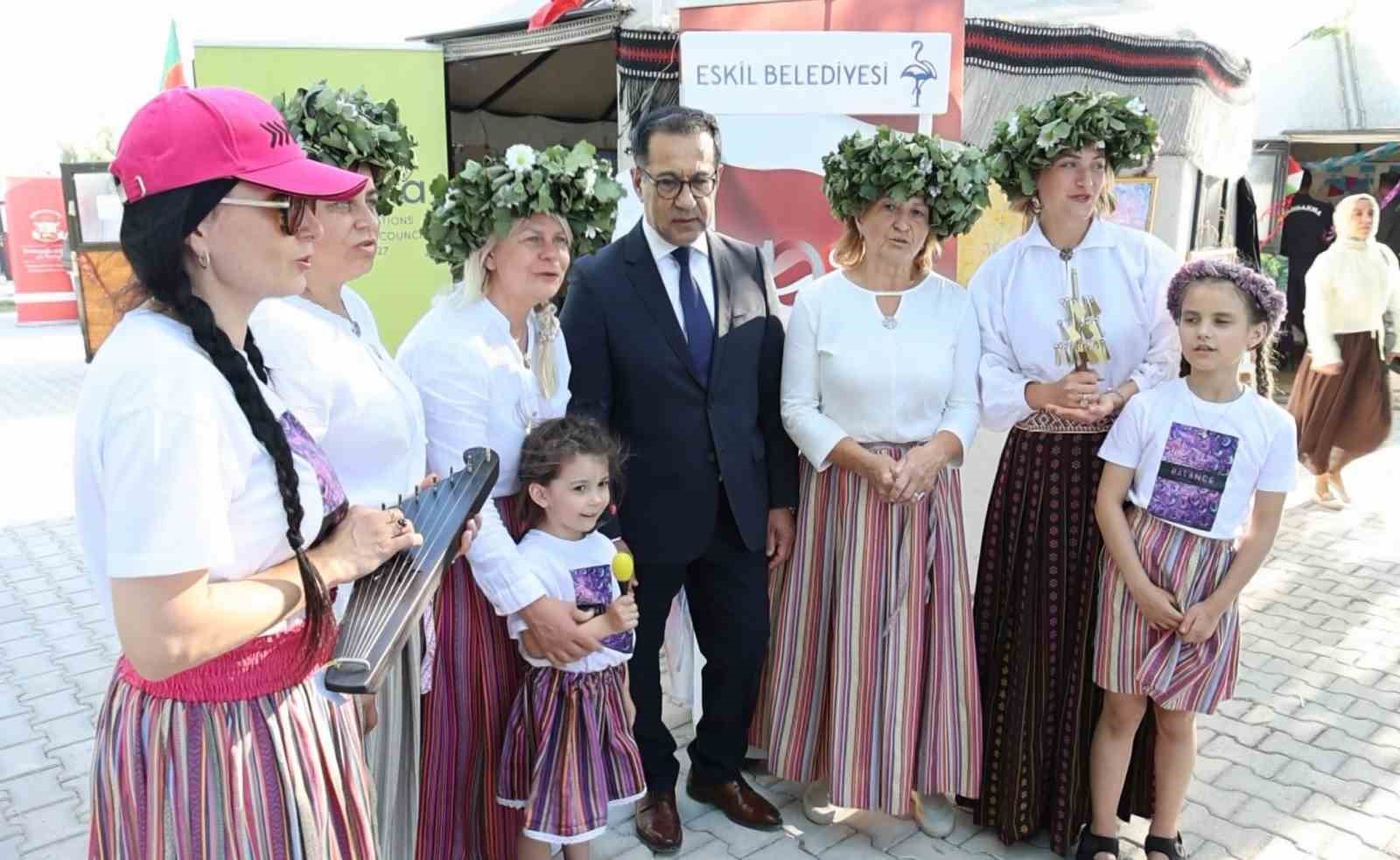 "Eskil Tuz Gölü Uluslararası Kültür Festivali" 25 ülkenin büyükelçilerinin katılımıyla başladı