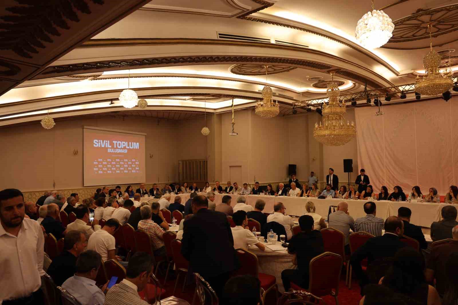 CHP Grup Başkanı Özel: "Ülkemiz, demokrasimiz, partimiz tarihin belki de en zor günlerinden geçiyor"