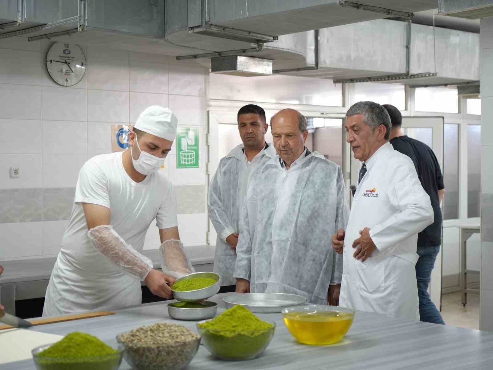 Eski KKTC Cumhurbaşkanı Tatar: "Esas baklava Gaziantep’indir, tescillidir ve kopyası da mümkün değildir"