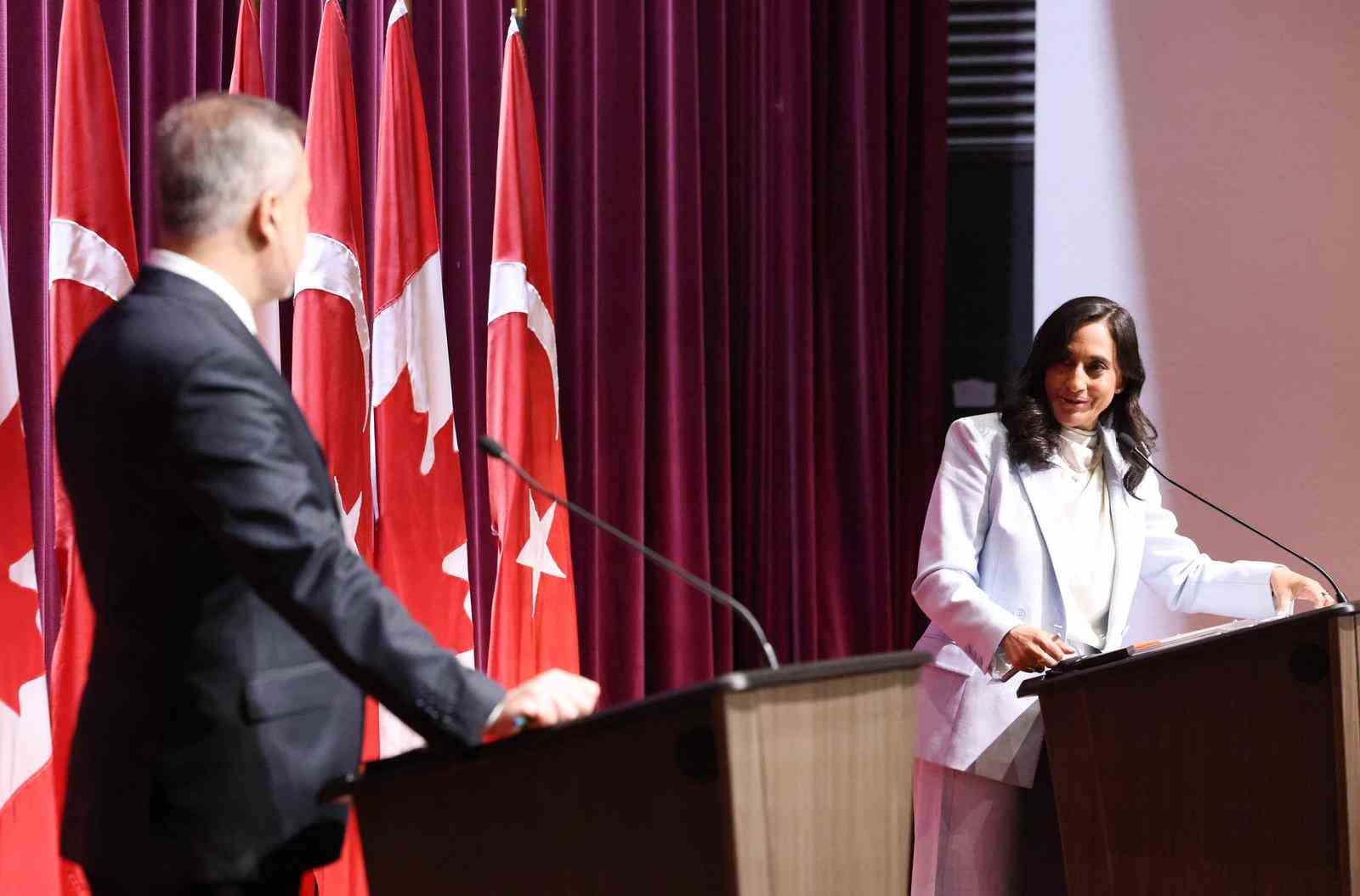 Kanada Dışişleri Bakanı Anand: "Kanada ile Türkiye arasındaki dostluk doğru yönde gelişmeye devam ediyor"