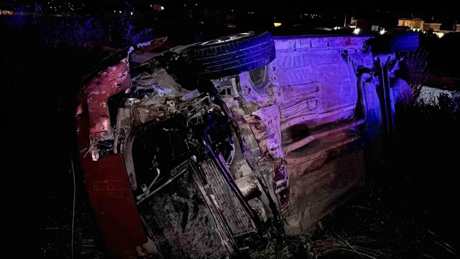 Bolu’da kontrolden çıkan otomobil takla attı: 2 yaralı