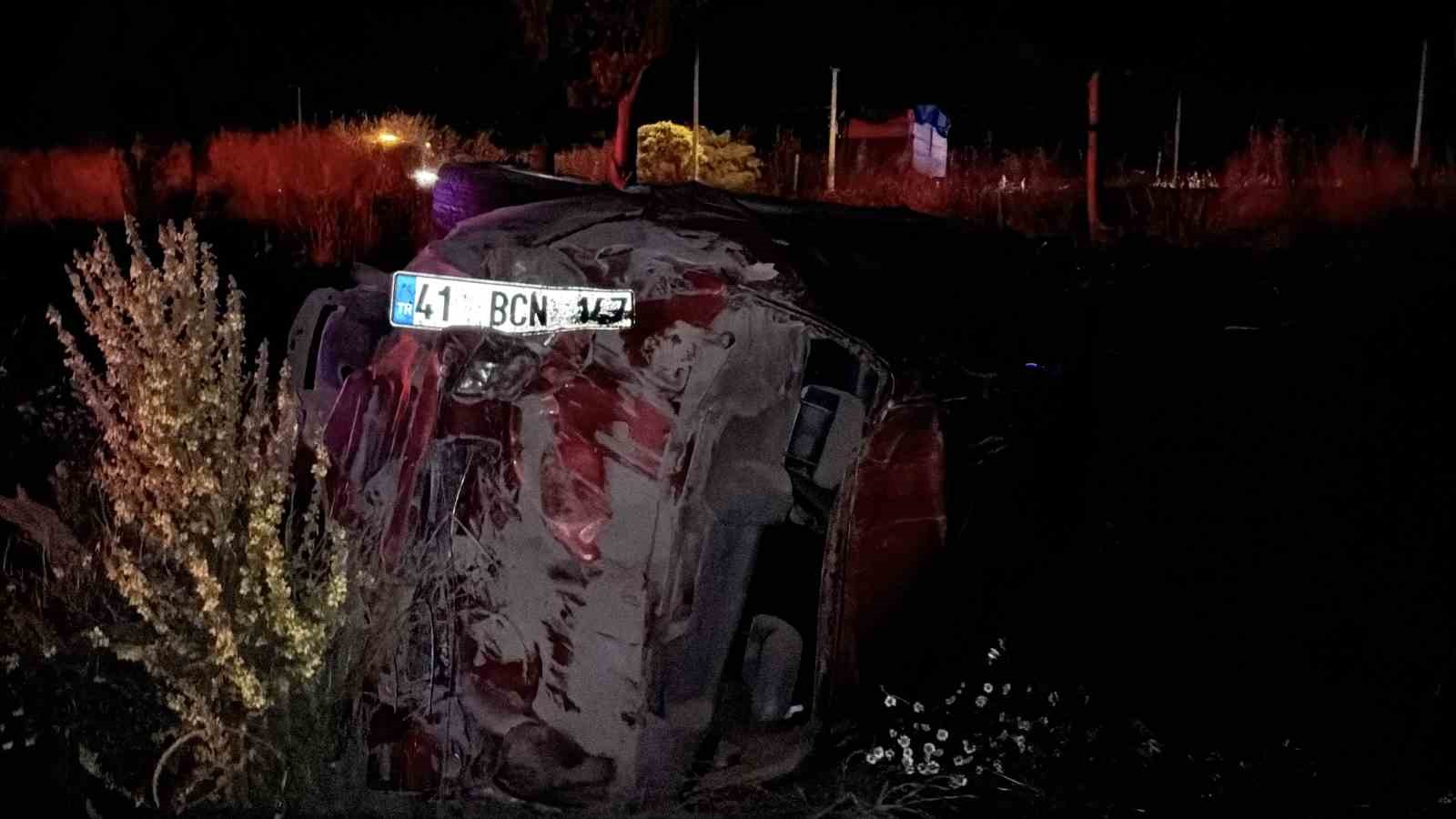 Bolu’da kontrolden çıkan otomobil takla attı: 2 yaralı