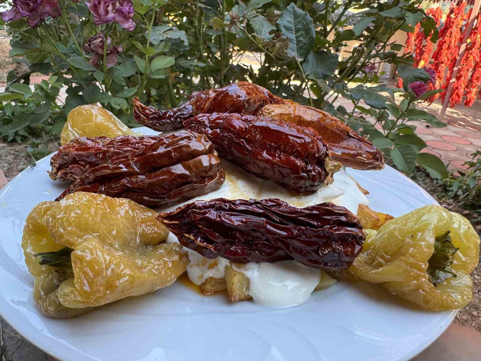 Tescilli Kale Biberi tatar ve cips olarak damakları şenlendiriyor