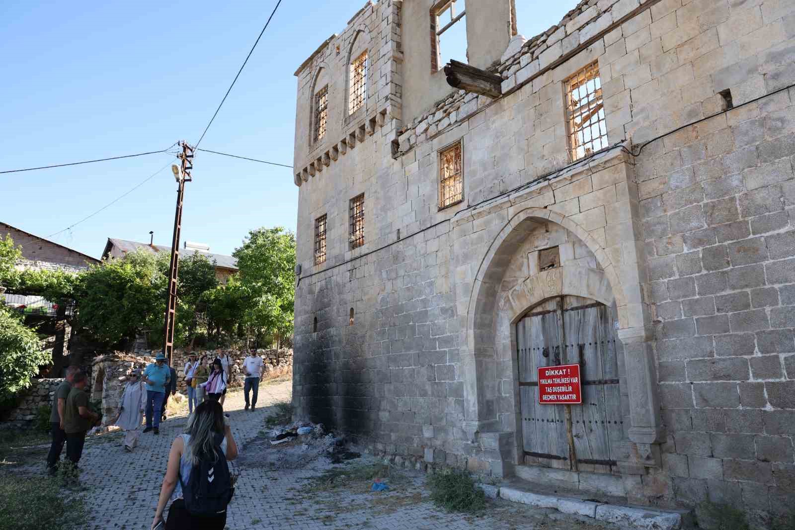 Kokartlı rehberler 541 kilometrelik Kral Yolu rotasını gezdi