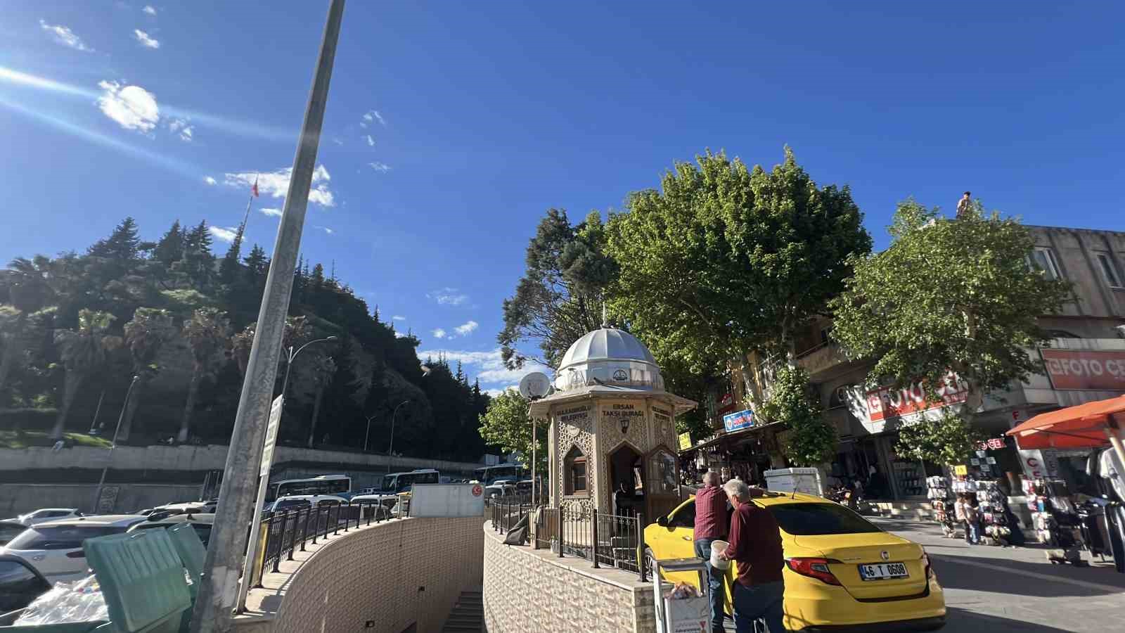 Kahramanmaraş’ta taksici esnafının yol arkadaşı güvercinler