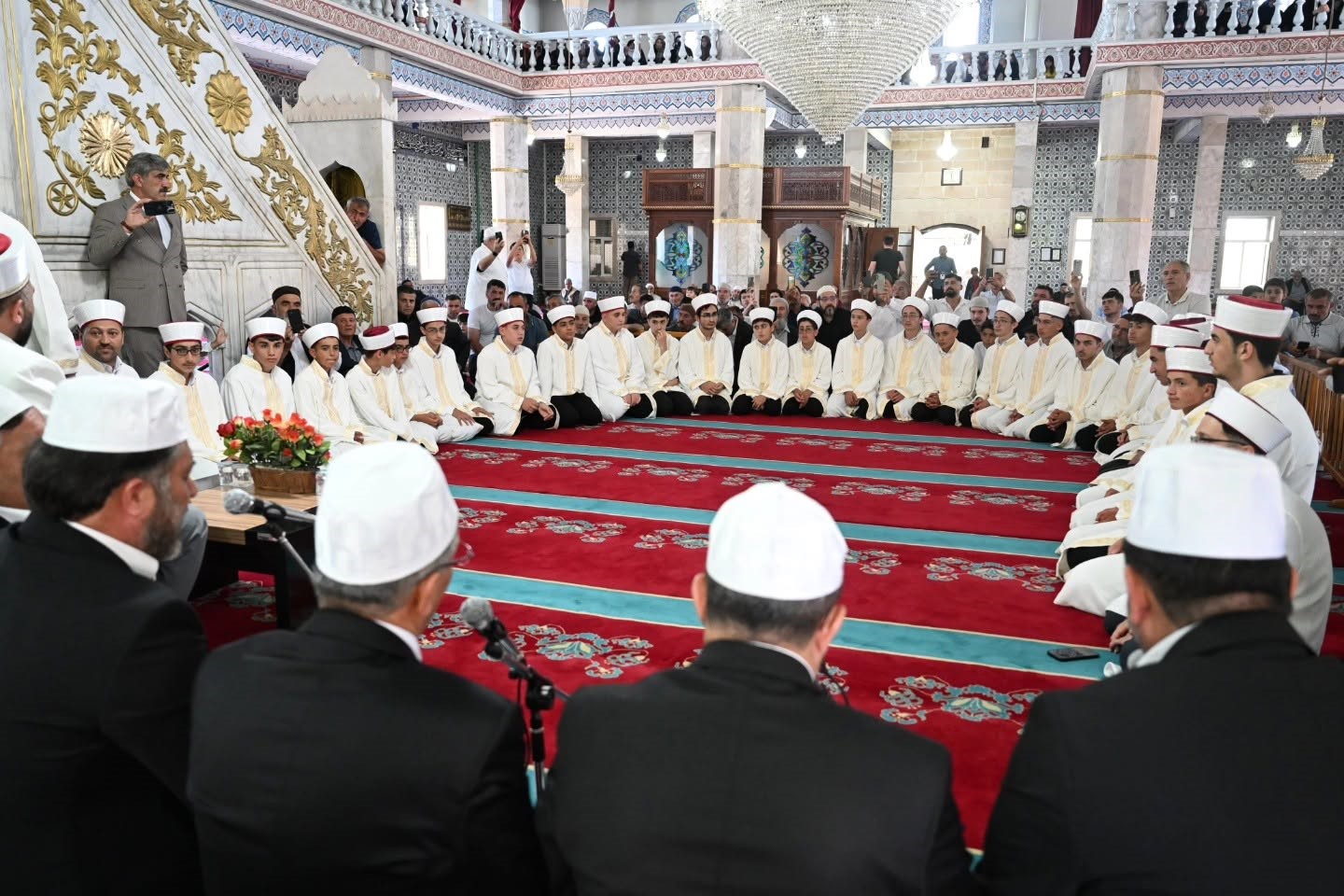 75 hafız öğrenci icazet belgesine kavuştu
