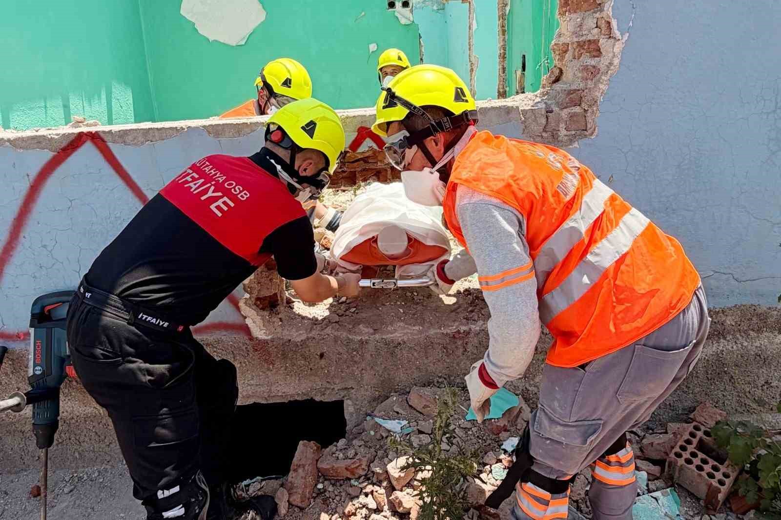 Kütahya OSB Arama Kurtarma Ekibi, AFAD tatbikatında başarıyla görev aldı