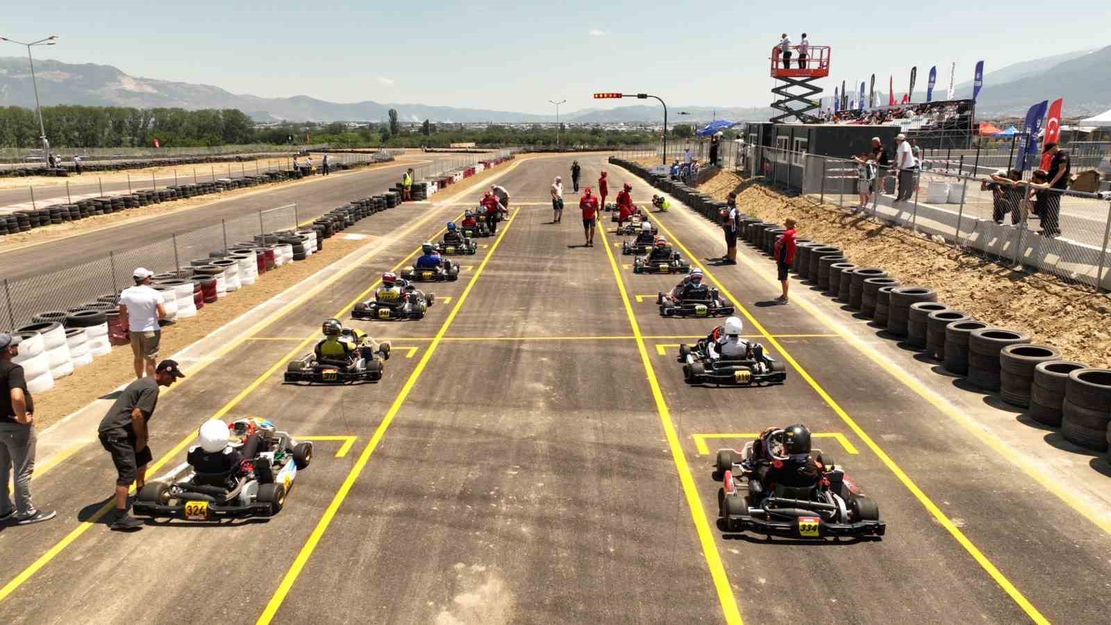 Adrenalin ve hız tutkunları Bursa’da buluştu