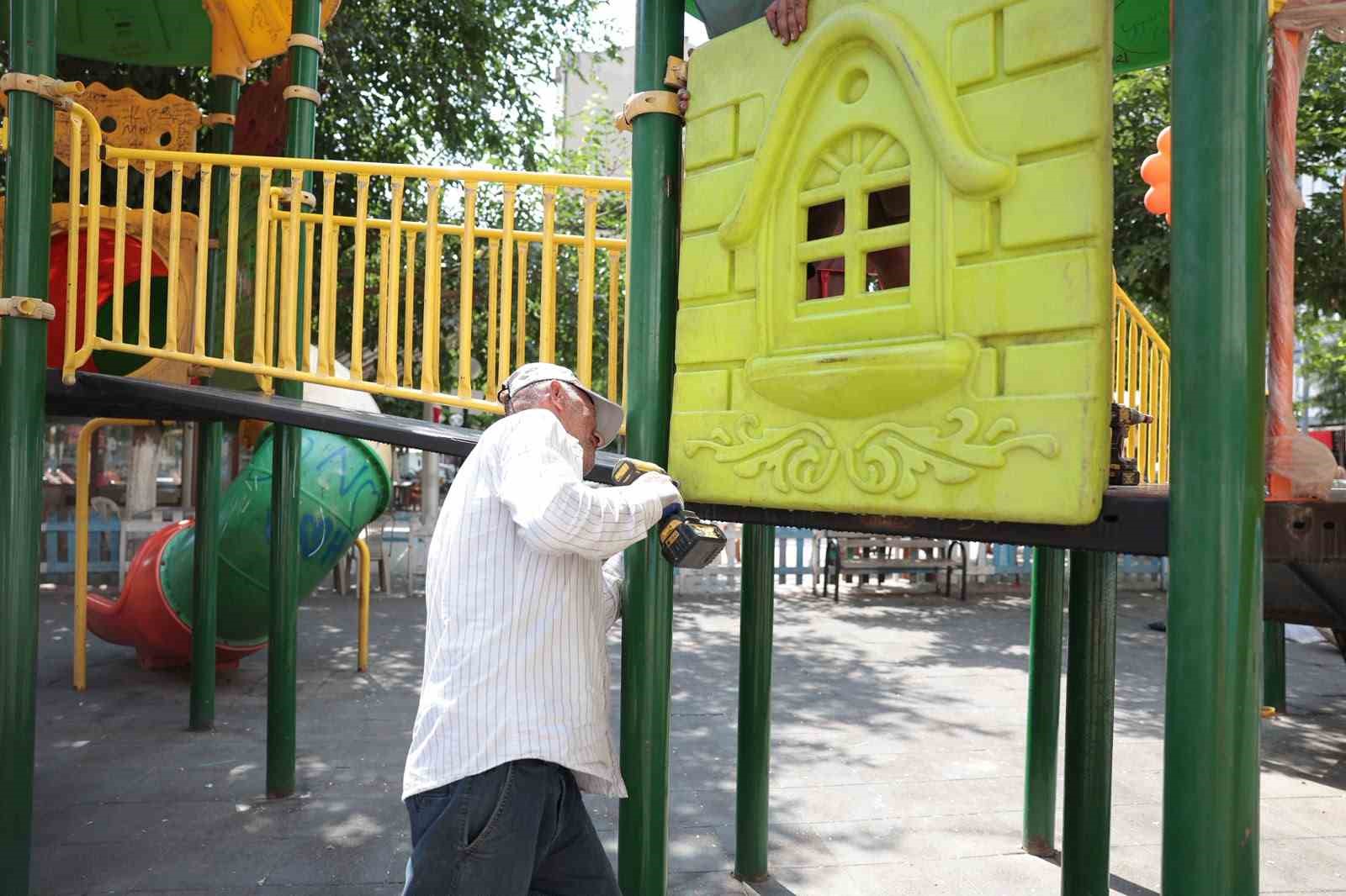 Başkan Kaya: "Çocuklarımız için parklarımızı yeniliyoruz"