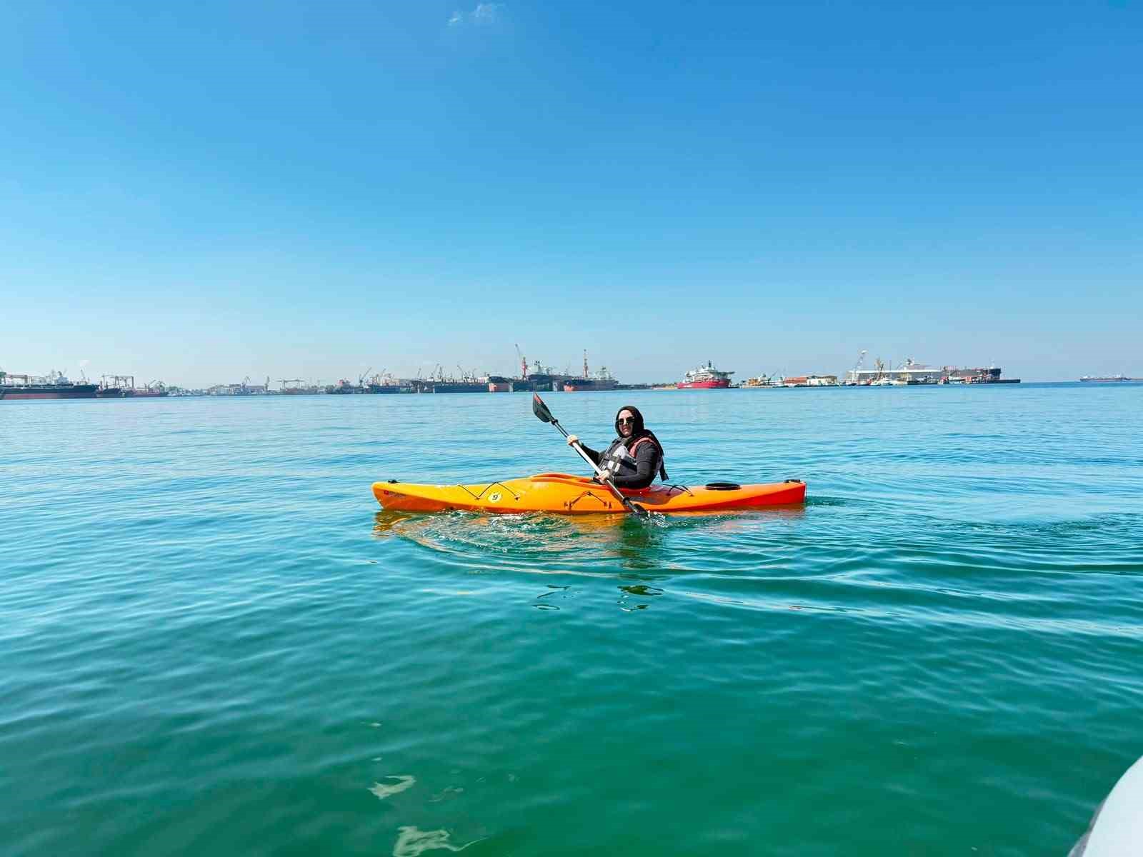 Marmara Denizi’nde ücretsiz kano keyfi havadan görüntülendi