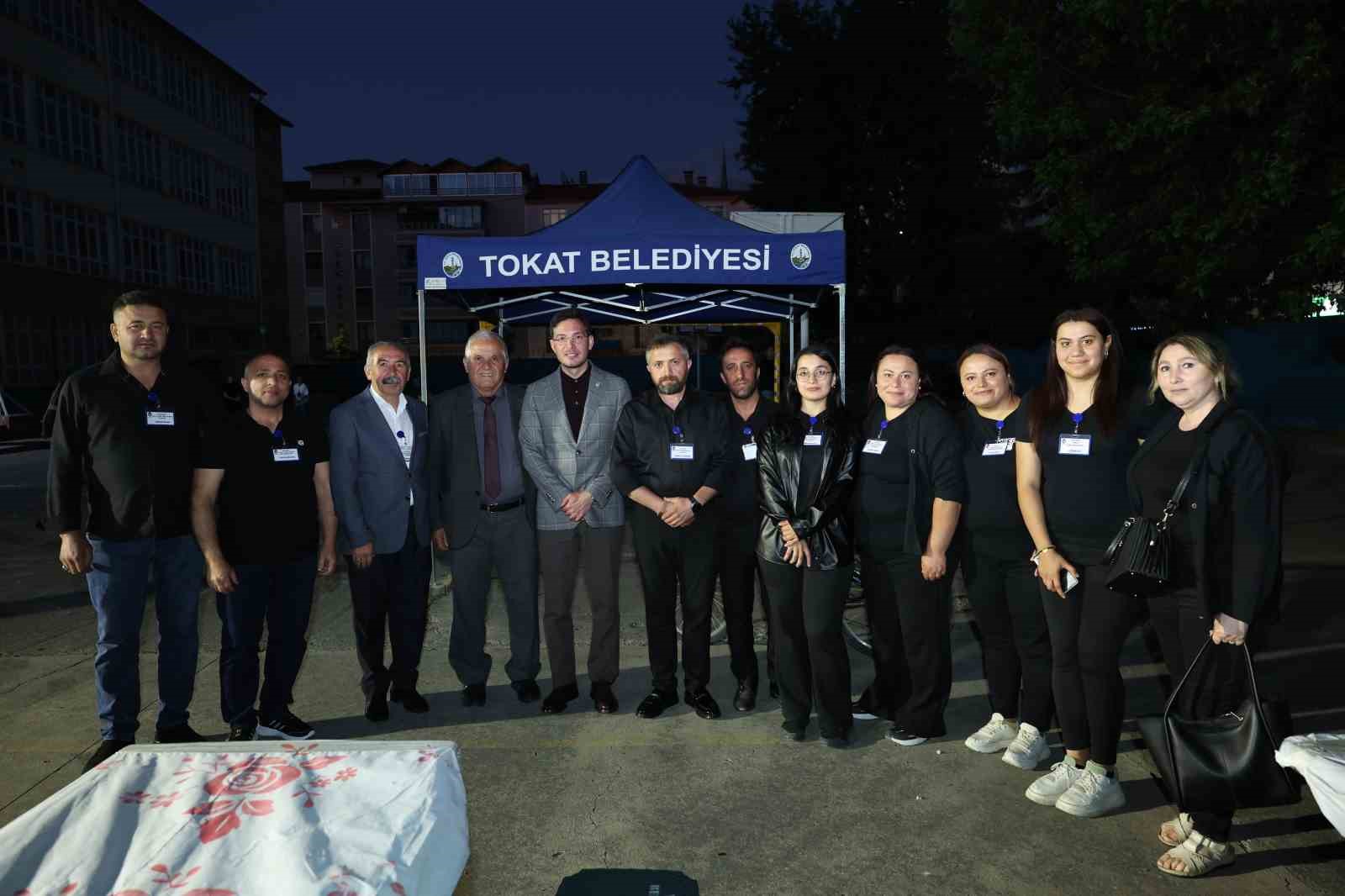 Tokat Belediyesi Muharrem ayı boyunca birlik ve beraberlik sofraları kurdu