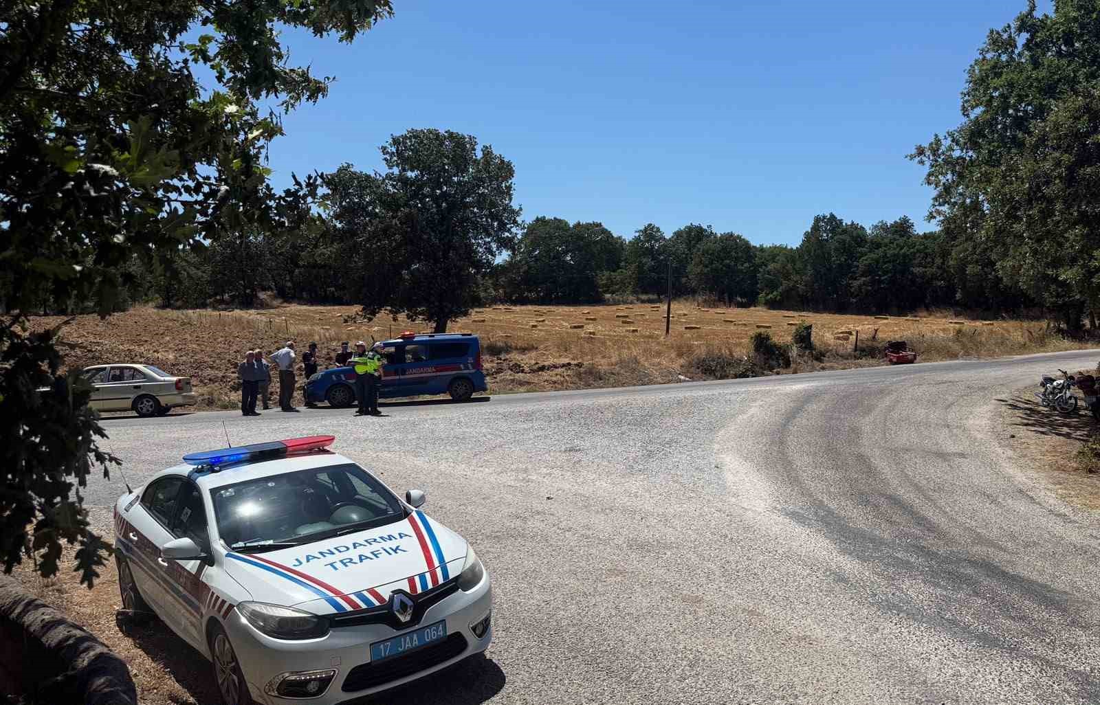 Çanakkale’de motorlu bisiklet ile otomobil çarpıştı; 1 kişi yaralandı
