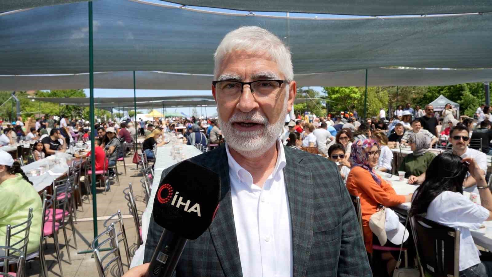 BAİBÜ’den Türkiye’ye örnek olacak şenlik: 2 bin 500 personel ailesiyle birlikte kampüste buluştu