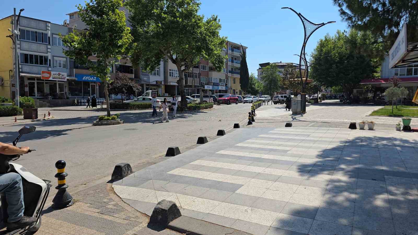 Sındırgı’da deprem