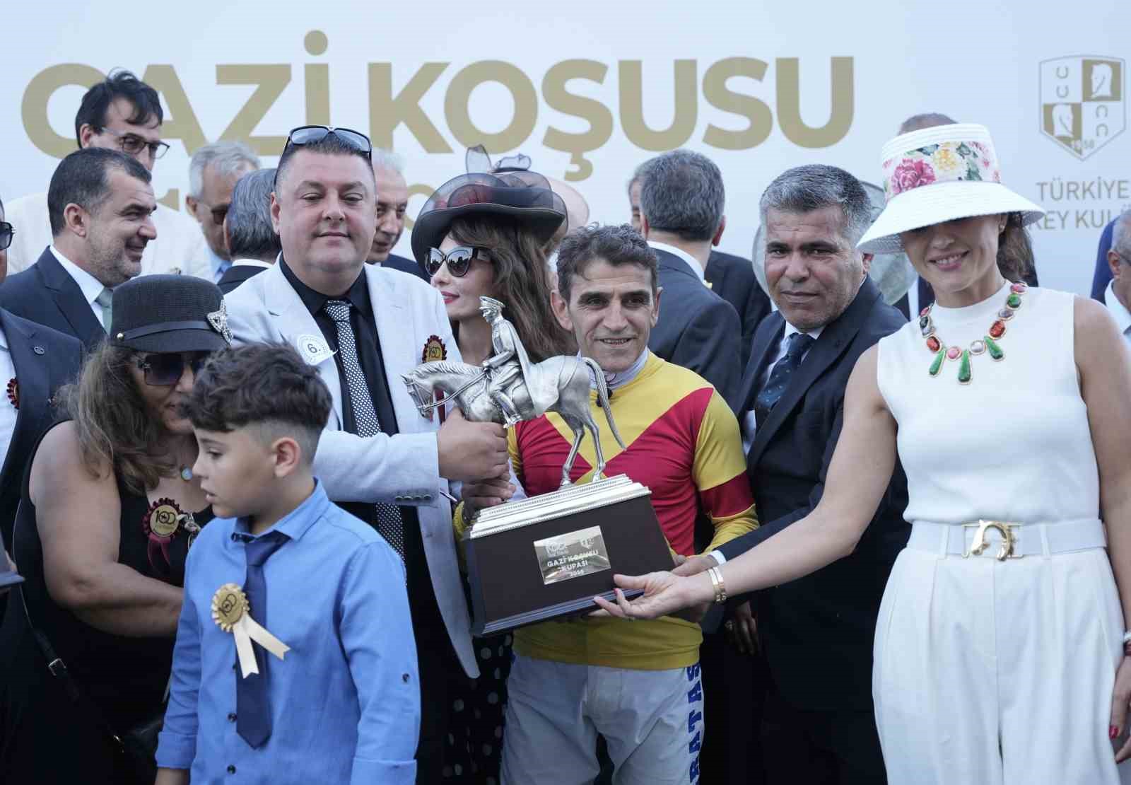 100. Gazi Koşusu’nda ödüller sahiplerini buldu