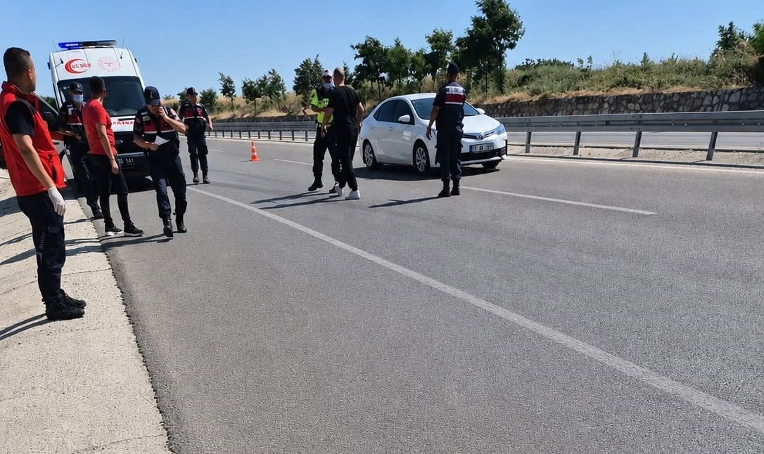Balıkesir’de feci kazada sürücü hayatını kaybetti