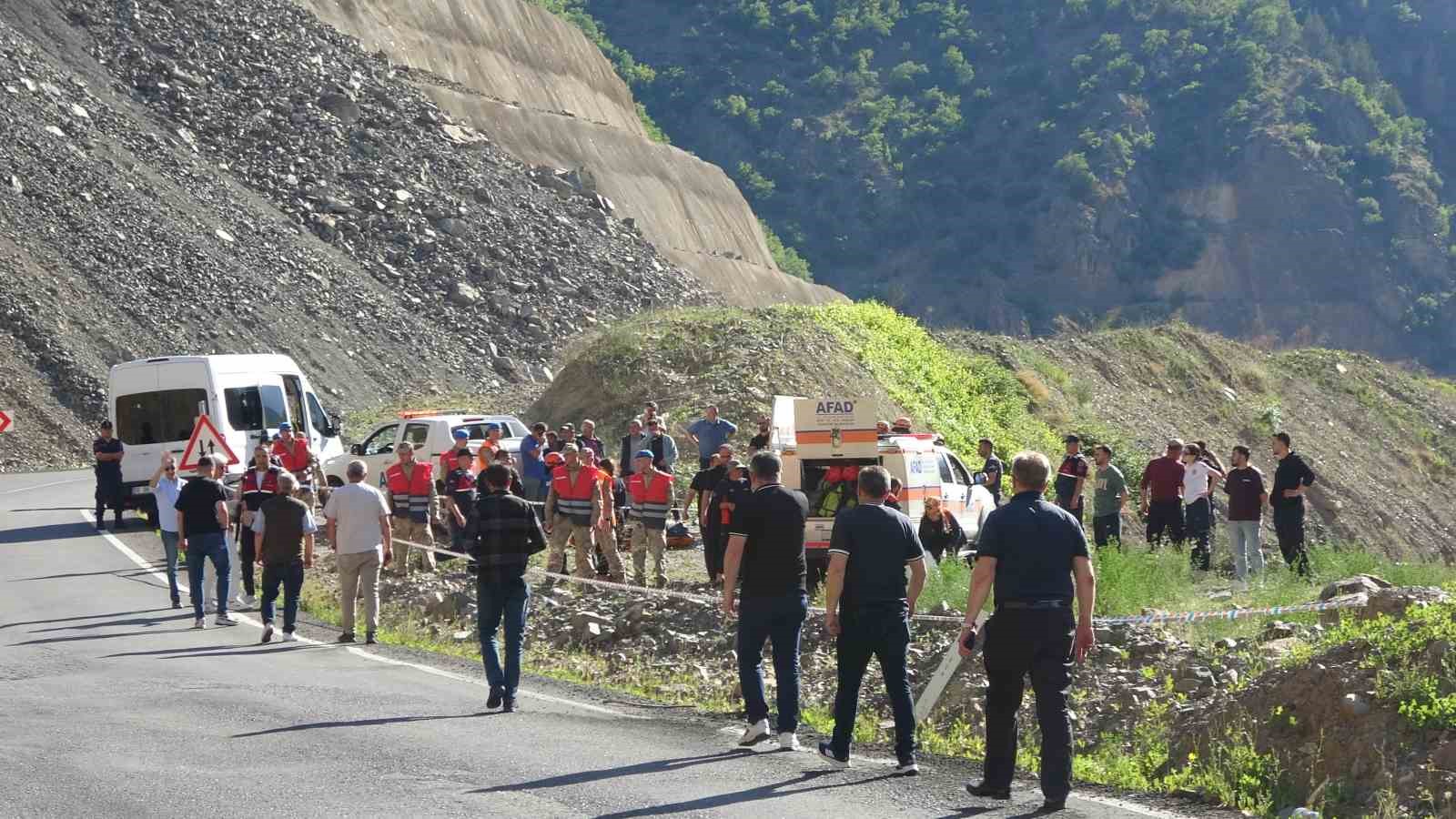 Artvin’de dereye uçan kamyondaki kayıp şahsın cansız bedenine 14 gün sonra ulaşıldı