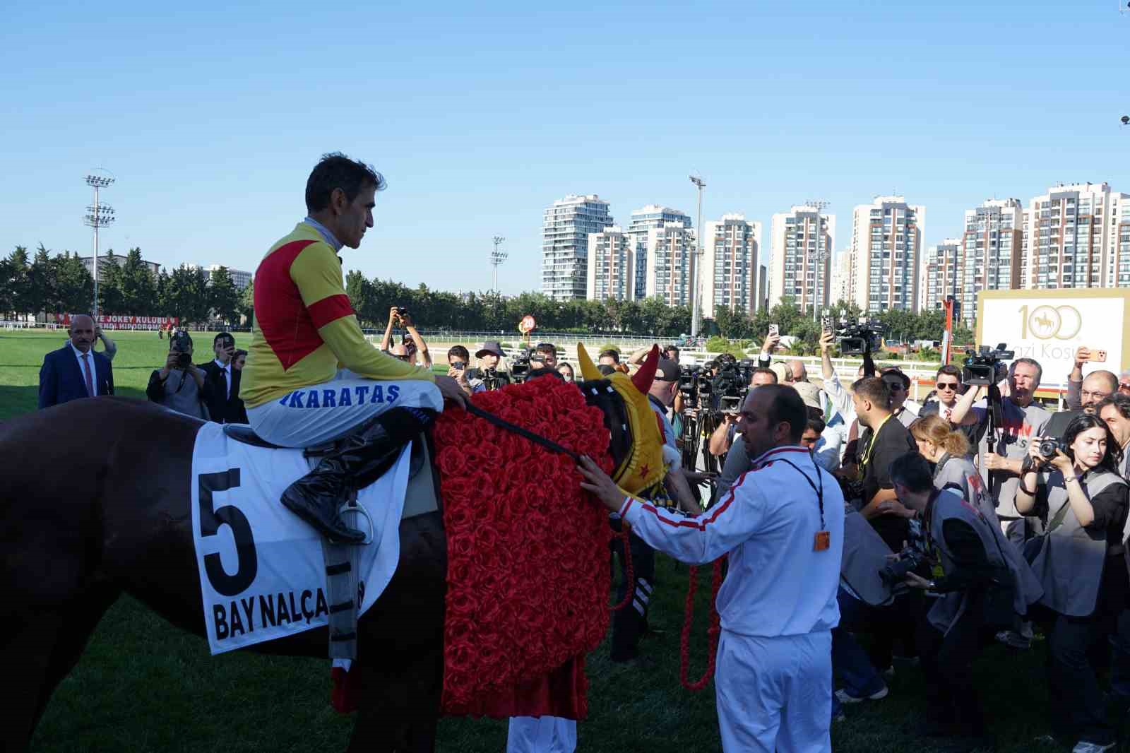 100. Gazi Koşusu’nu Halis Karataş ile Bay Nalçakan kazandı